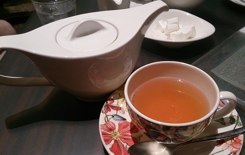 ショコラティエ パレ ド オール TOKYO・紅茶