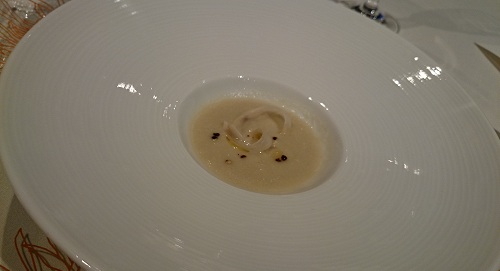 春香ウドのヴルーテ