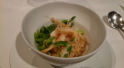 豆御飯と白えびのクルトン