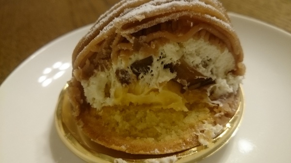 ザ・ペニンシュラブティック モンブラン・断面