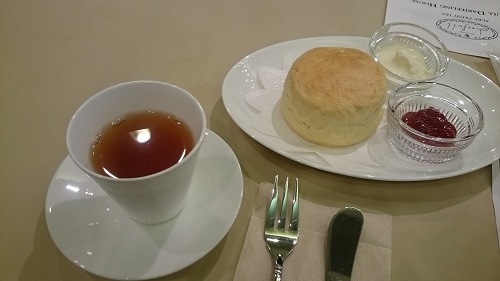 リーフルダージリンハウス・スコーン